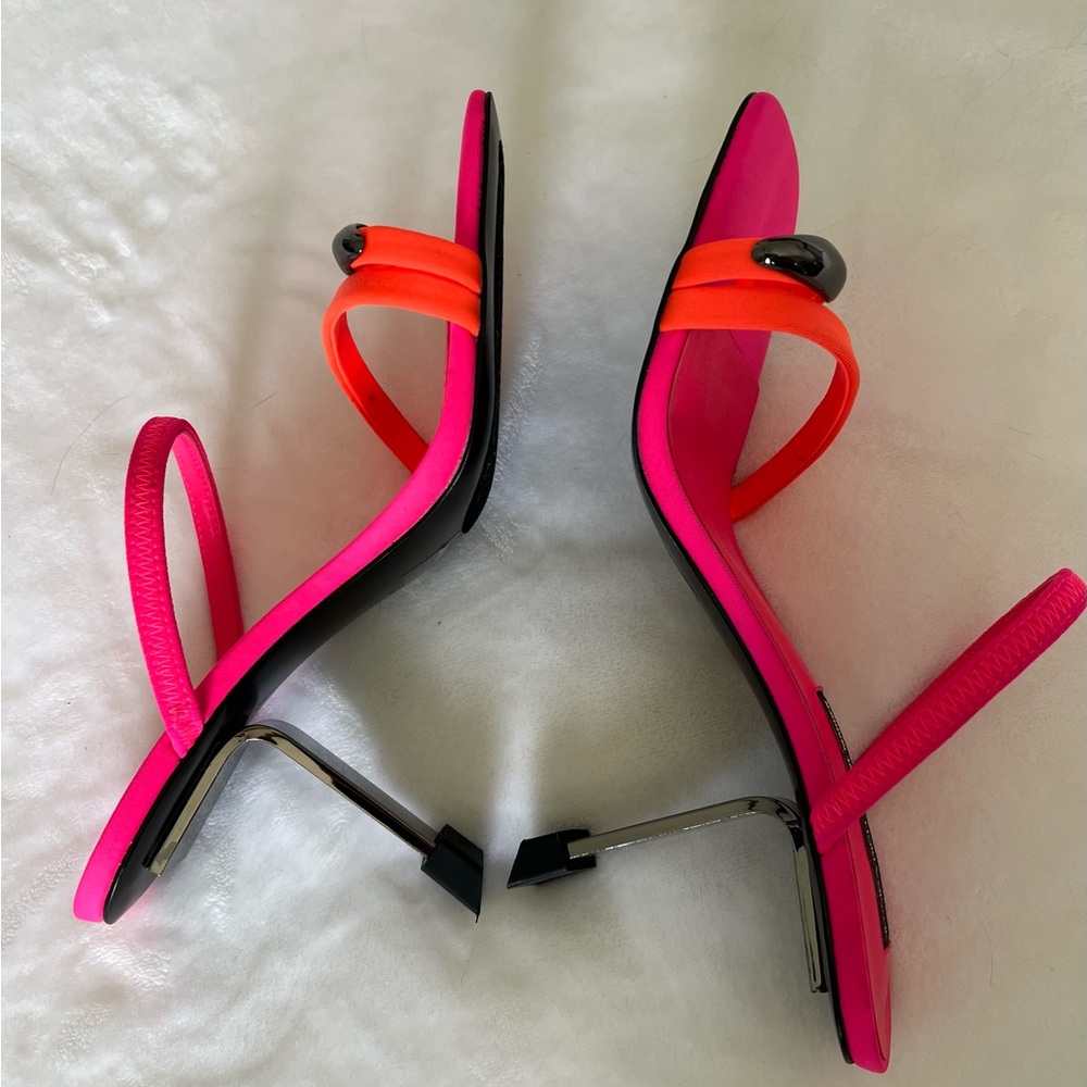 Steve Madden Hot Pink and Orange Square Toe Heel Slides
Never worn. - Picture 3 of 4